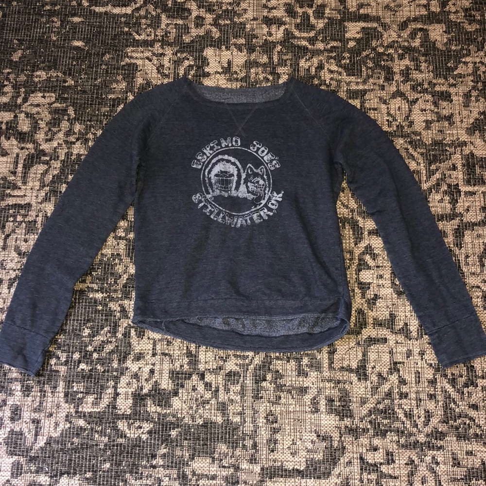 Size medium, Eskimo Joe’s long sleeve!!